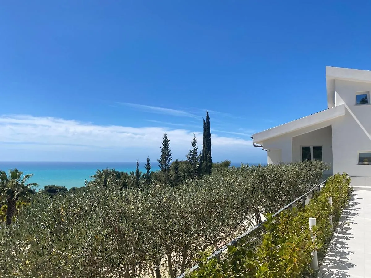 Il Mare Di Giu Boutique Guesthouse Licata 0*,  Italia